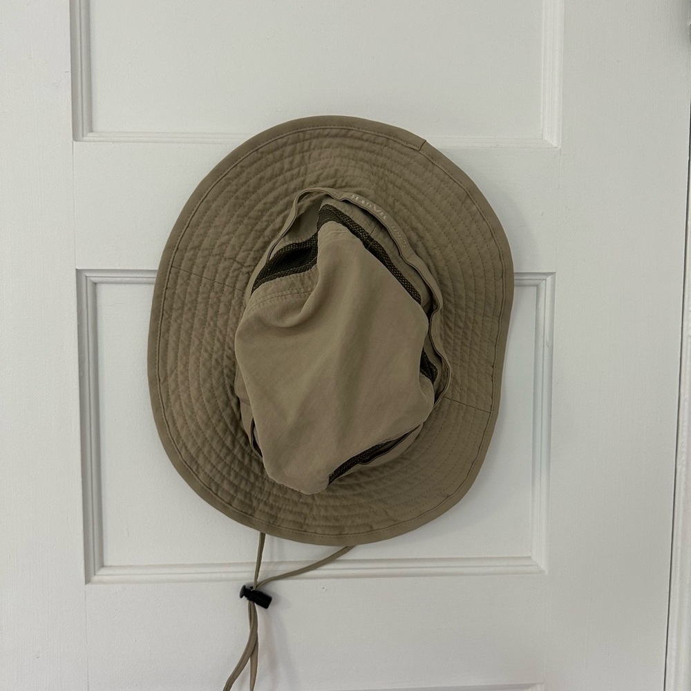 Eddie Bauer Tan Bucket Hat
